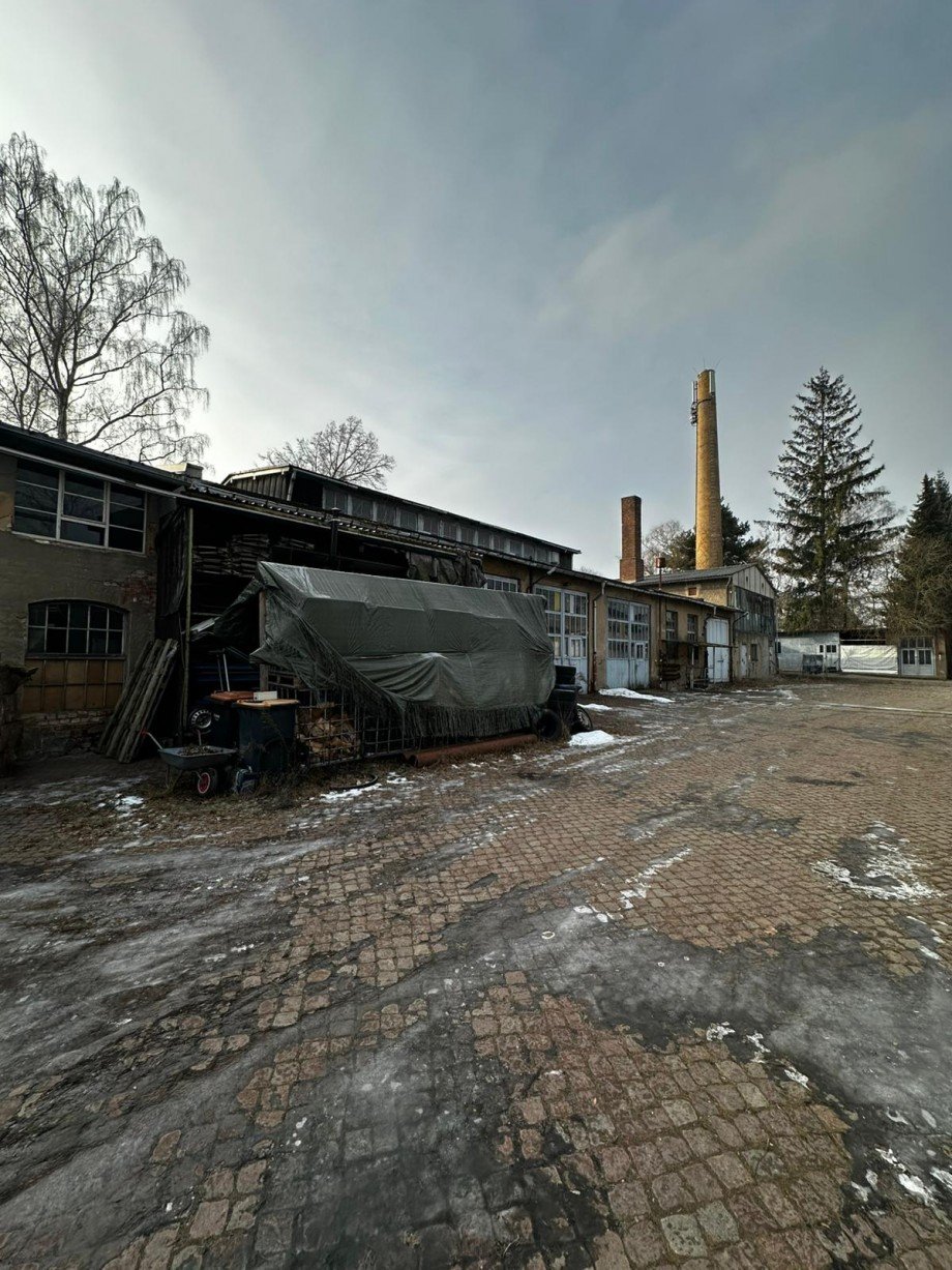 PHOTO-2026-02-03-14-09-05 (3) Halle Waldheim